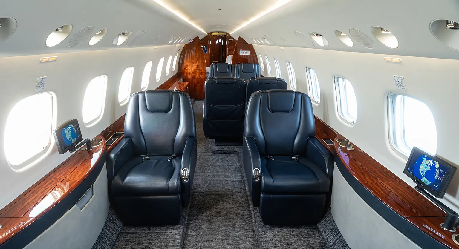 Embraer Legacy 650 VP-CBC operated by Arab Wings photo 2