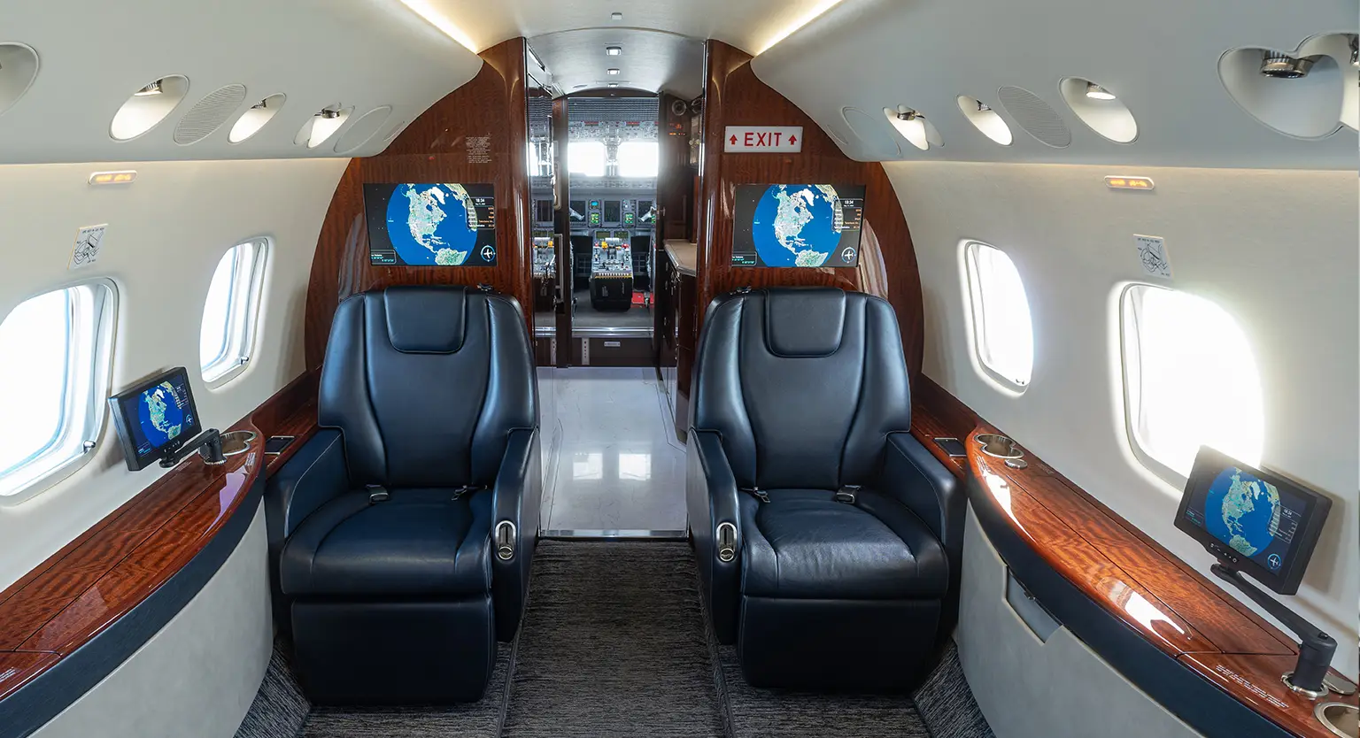 Embraer Legacy 650 VP-CBC operated by Arab Wings photo 5