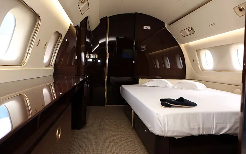 Embraer Lineage 1000 VP-CCC operated by Arab Wings photo 3