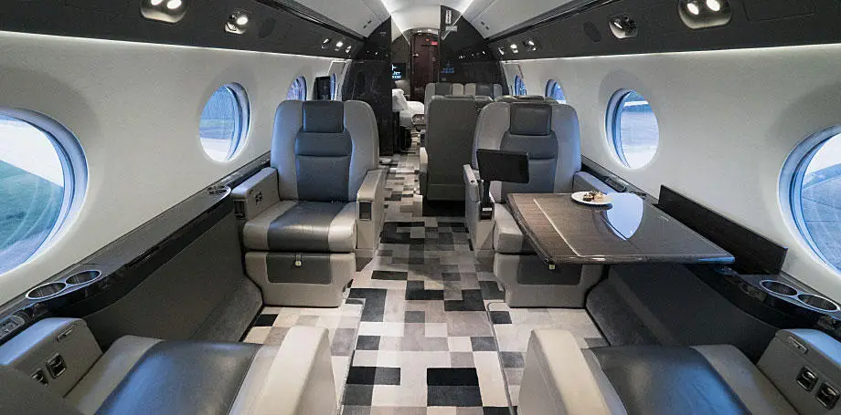 Gulfstream G550 VP-CHI operated by L.A Aviation UAE photo 2