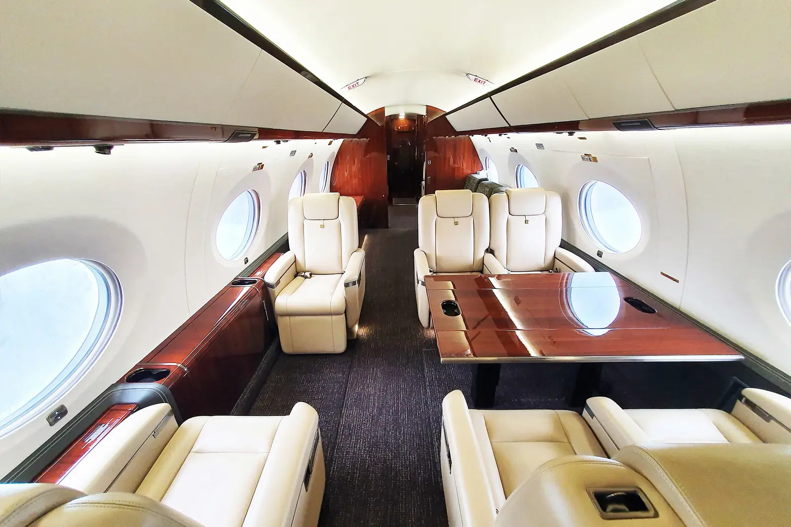 Gulfstream G650ER VP-CXX operated by TAG Aviation photo 2