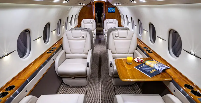 Beechcraft Hawker 4000 VT-KVR operated by Transworld Group photo 3