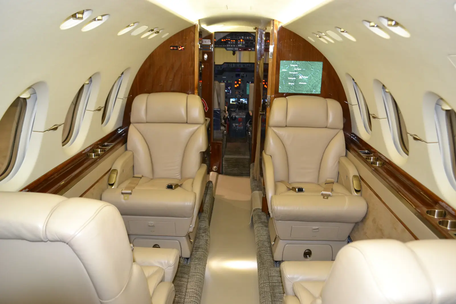 Beechcraft Hawker 900XP VT-PRY operated by Span Air Pvt, Ltd photo 2