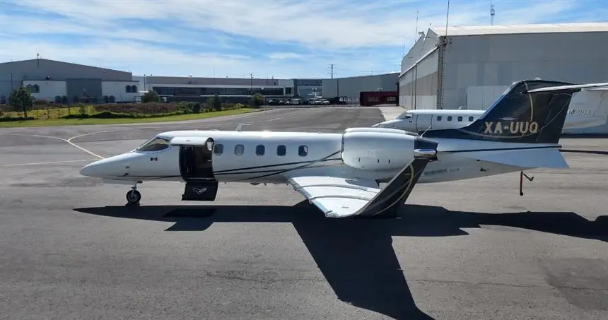 Bombardier Learjet 31A XA-UUQ operated by Aero JL S.A de C.V, exterior