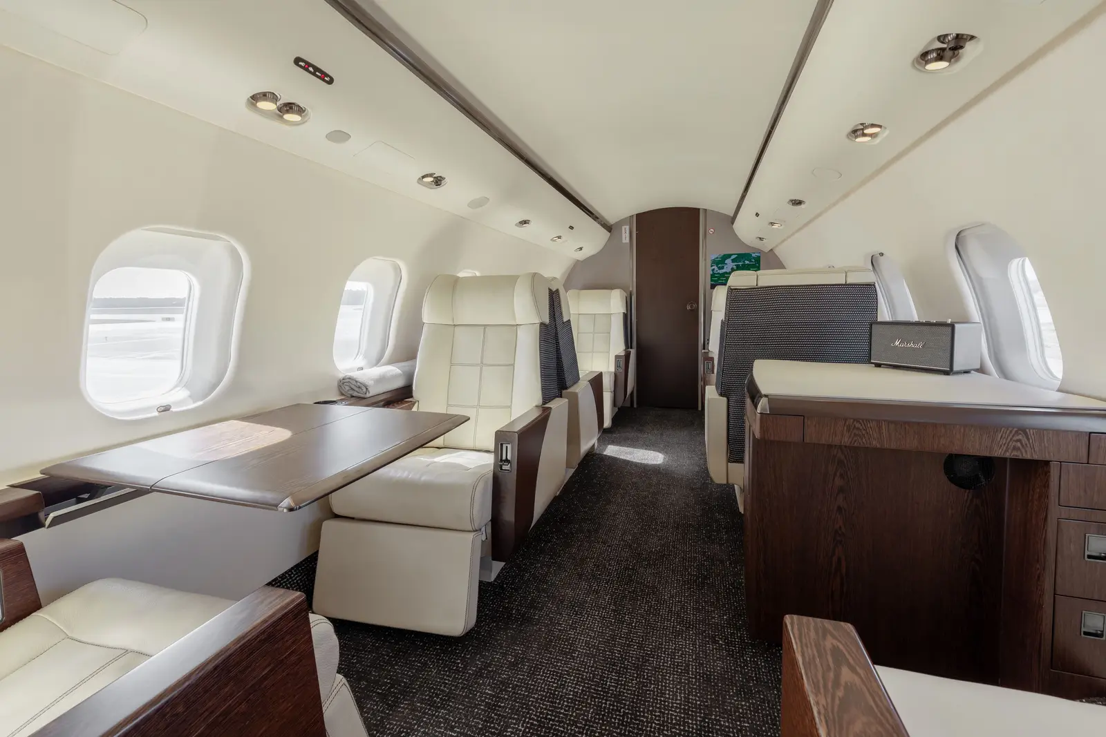 Bombardier Global Express XRS YL-DAM operated by Union Aviation photo 2