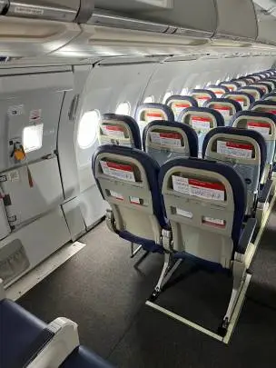 Airbus A321-200 YL-LDQ operated by SmartLynx Airlines photo 2