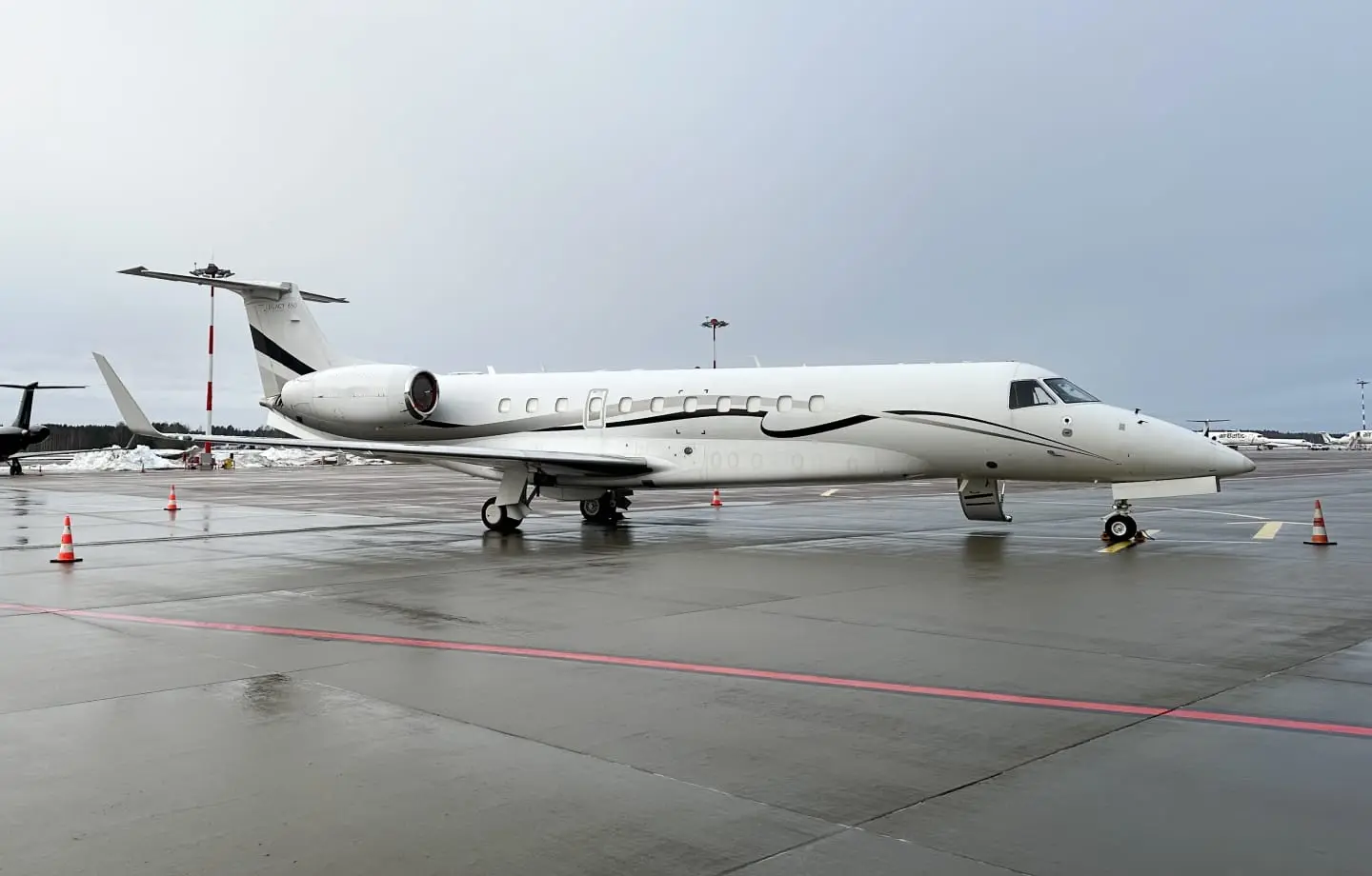 Embraer Legacy 650 YL-ONR operated by Union Aviation photo 4