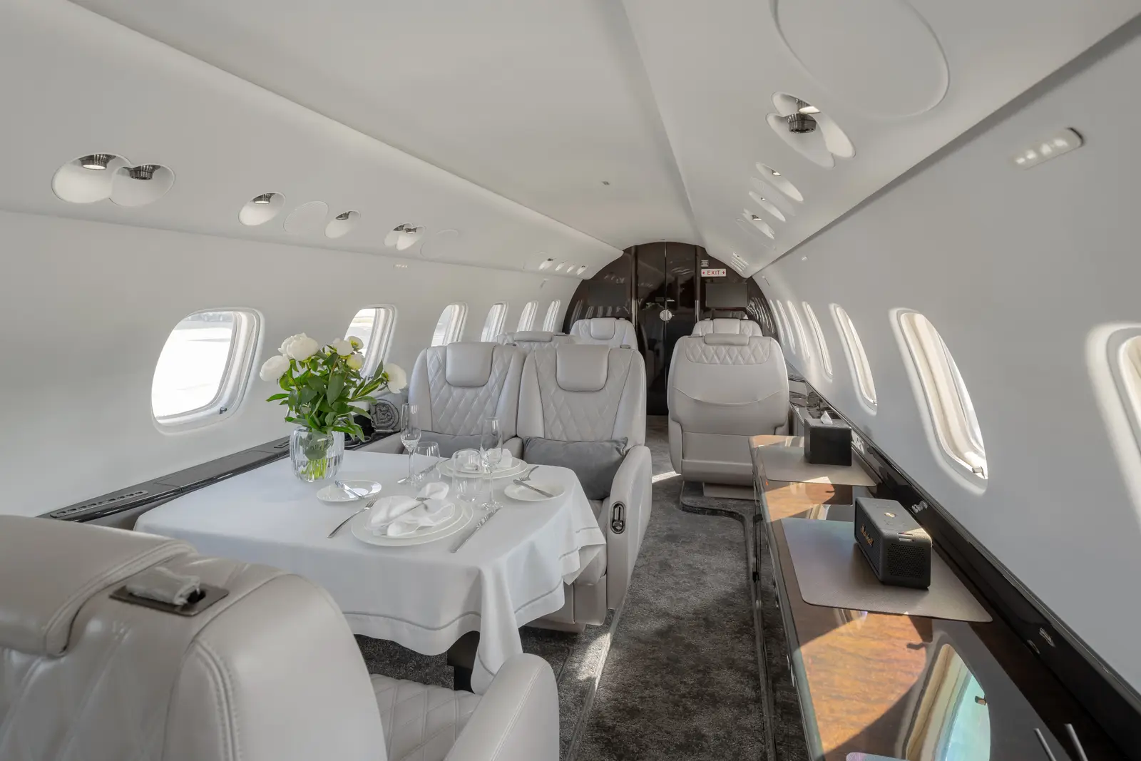 Embraer Legacy 650 YL-REX