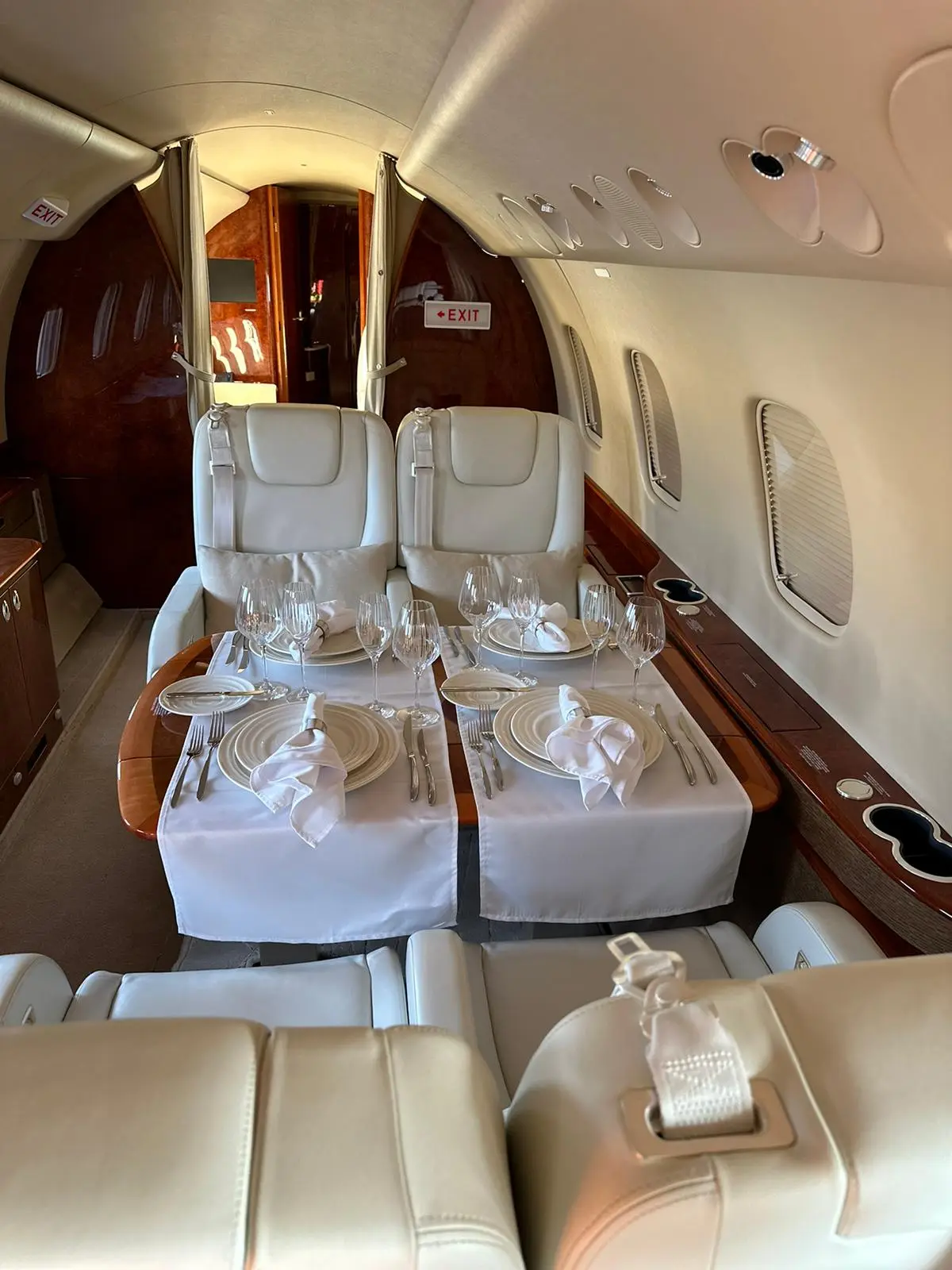 Embraer Legacy 650 YR-TRE operated by Toyo Aviation photo 2