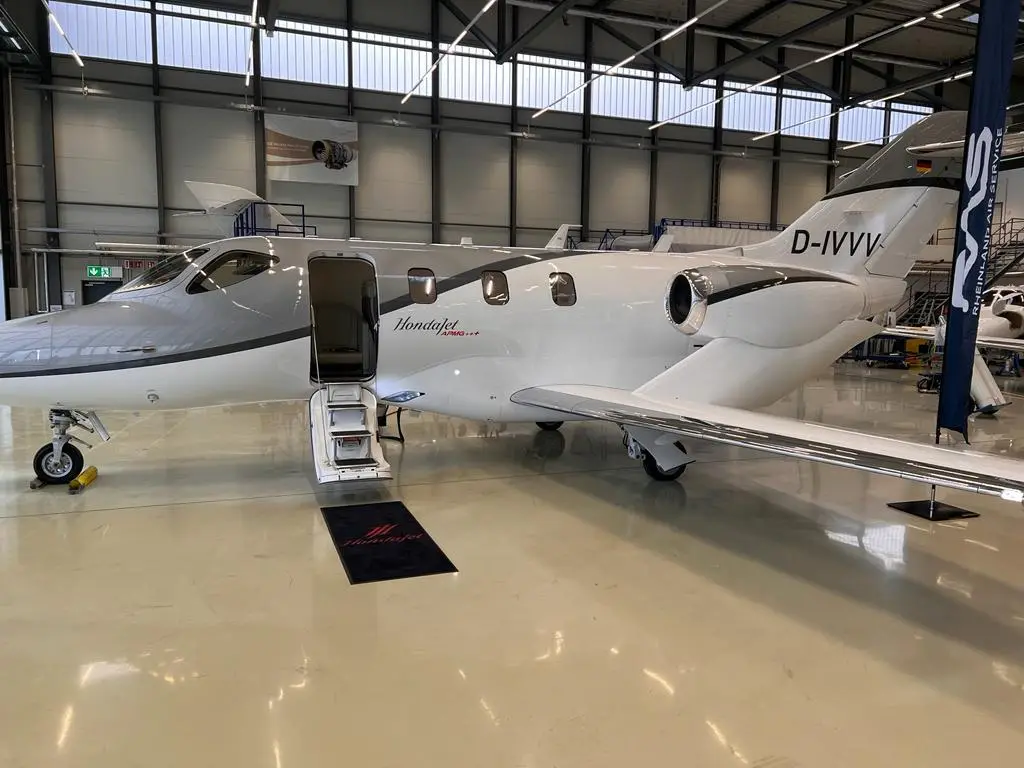 Honda HondaJet YR-WHO