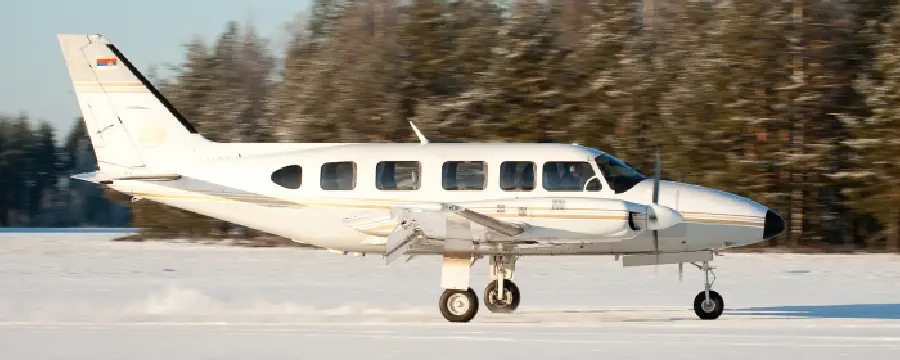 Piper PA-31-350 Chieftain YU-BSR operated by Eagle United photo 4