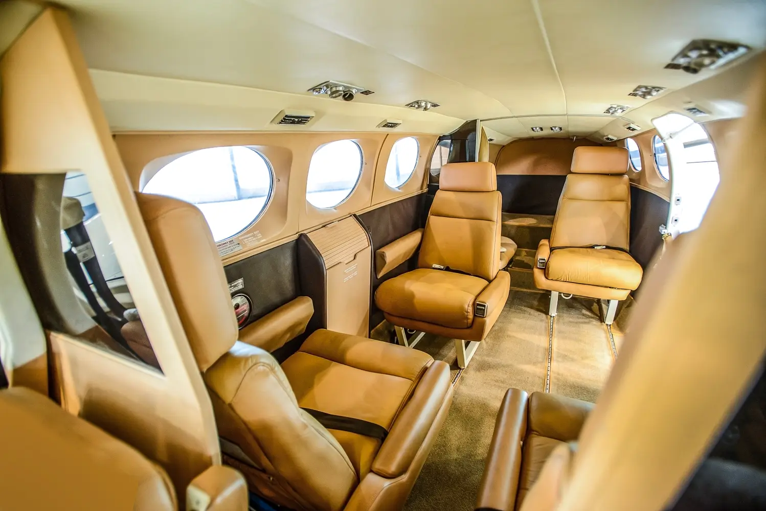 Cessna 425 YU-BTS operated by Skybridge International Balkan D.O.O. photo 5