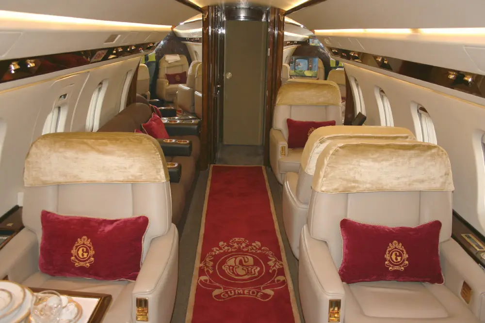 Bombardier Challenger 604 ZS-KEN operated by Luxaviation Africa photo 2