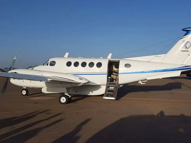 Beechcraft King Air 200 ZS-OUI operated by Ultimate Aviation Group photo 2