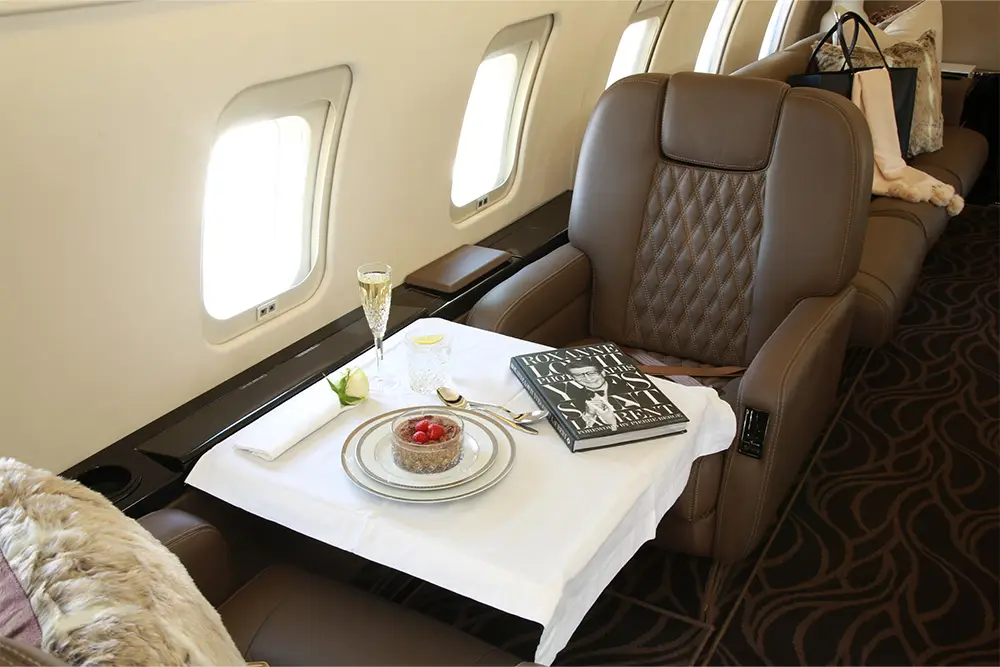 Bombardier Challenger 601-3R ZS-PAT operated by Luxaviation Africa photo 3