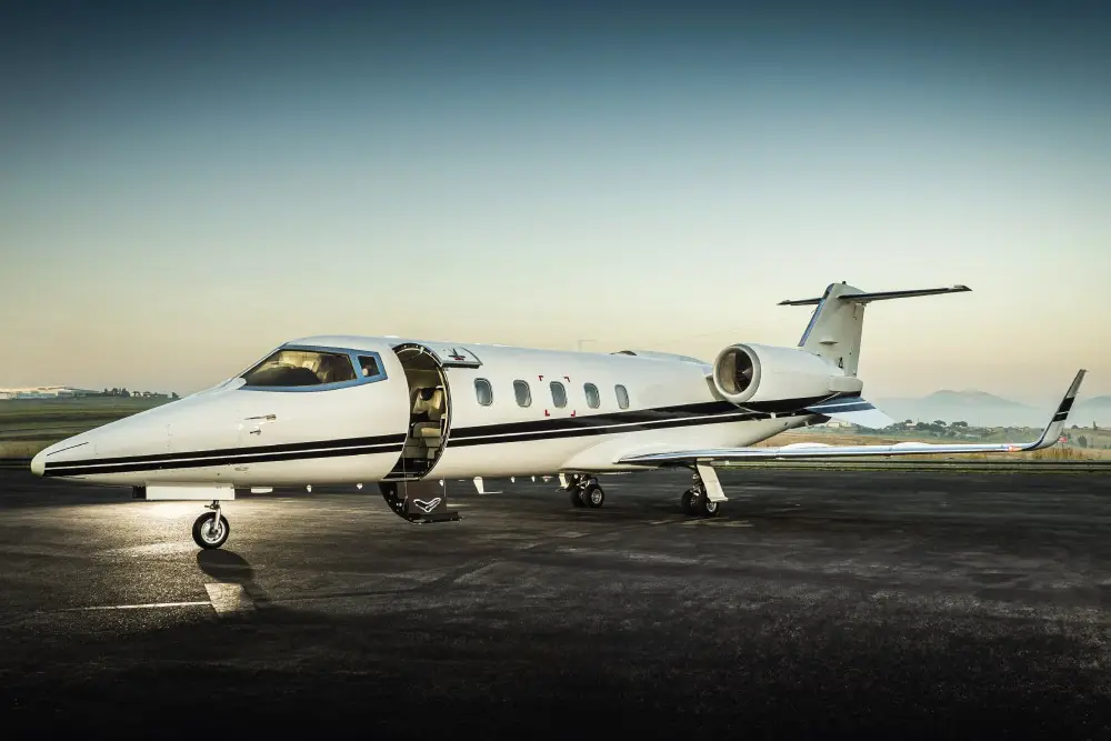 Bombardier Learjet 60 ZS-PSA operated by Luxaviation Africa photo 3