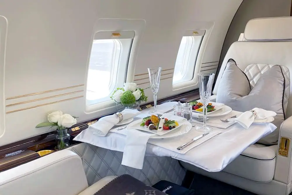 Bombardier Challenger 601 ZS-SGC operated by Luxaviation Africa photo 4