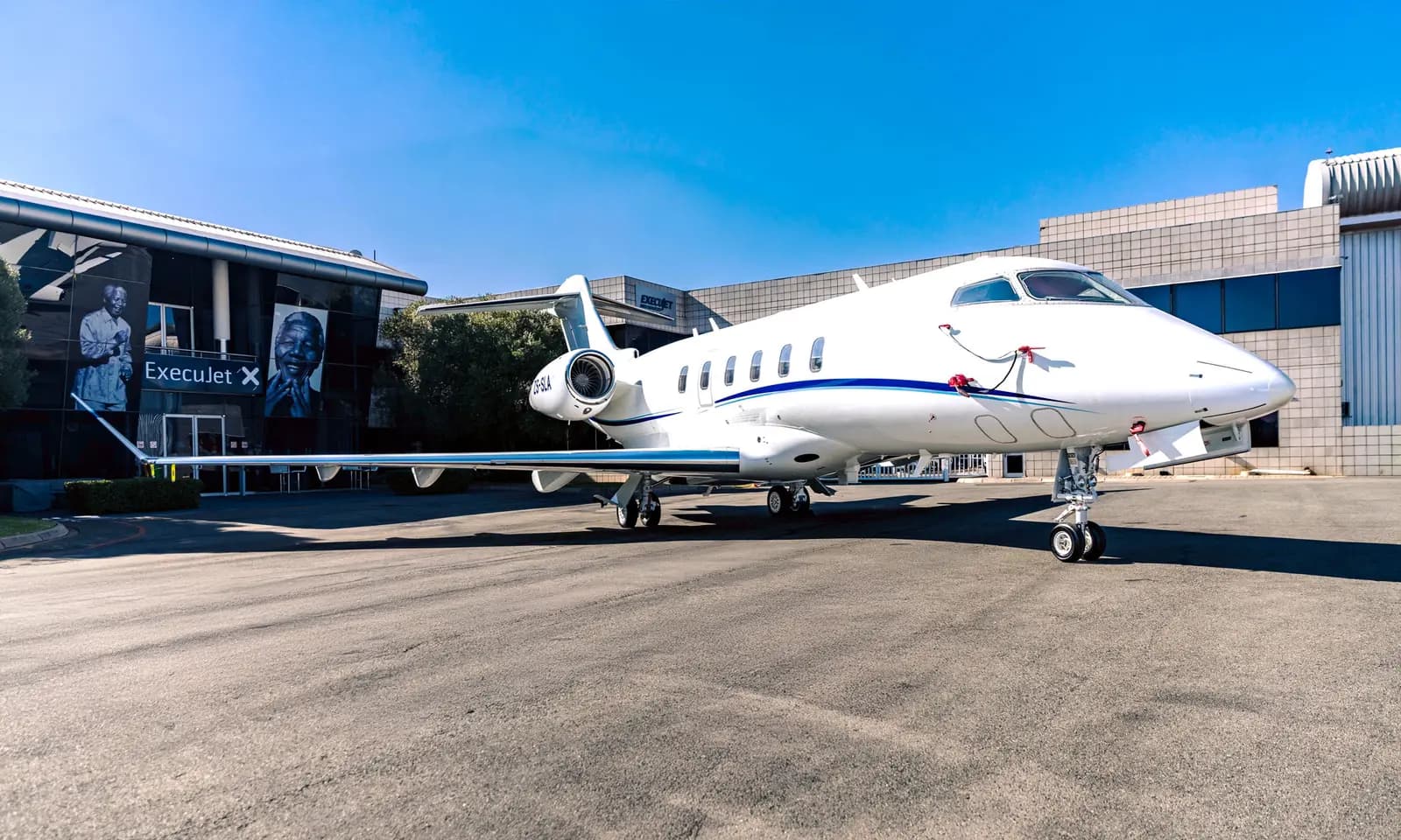 Bombardier Challenger 350 ZS-SLA operated by Luxaviation Africa, exterior
