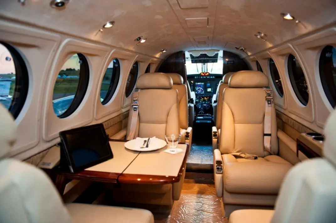 Beechcraft King Air 250 ZS-TEG operated by Absolute Aviation photo 2