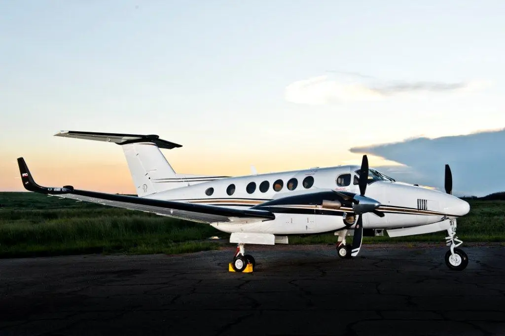 Beechcraft King Air 250 ZS-TEG operated by Absolute Aviation photo 3