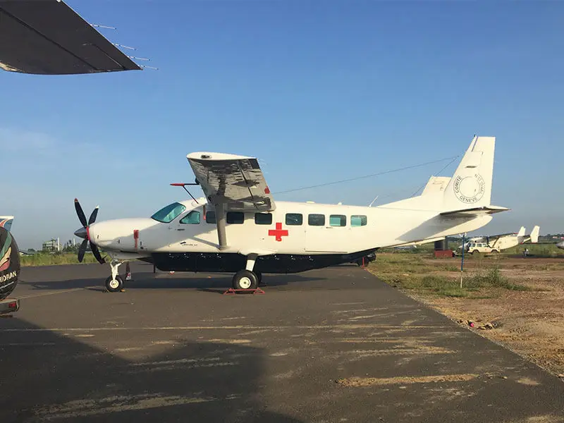 Cessna 208B Grand Caravan EX ZS-UMB operated by Ultimate Aviation Group photo 2