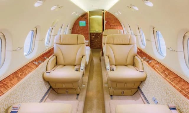 Hawker 800XP N79TS photo 2