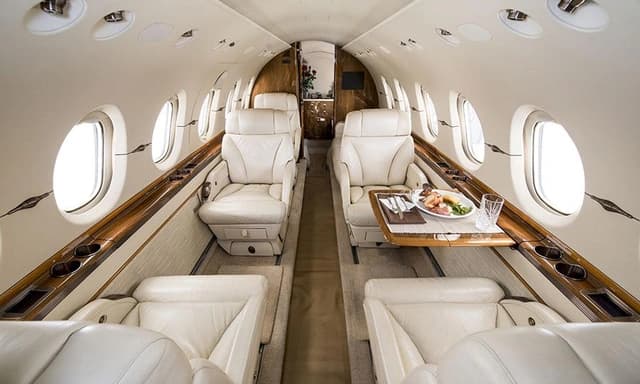 Hawker 850XP N761XP photo 2