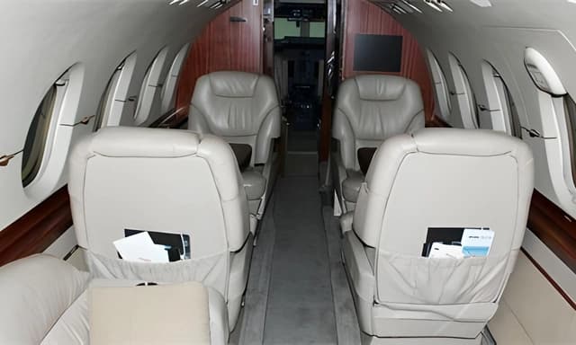 Hawker 850XP N511CJ