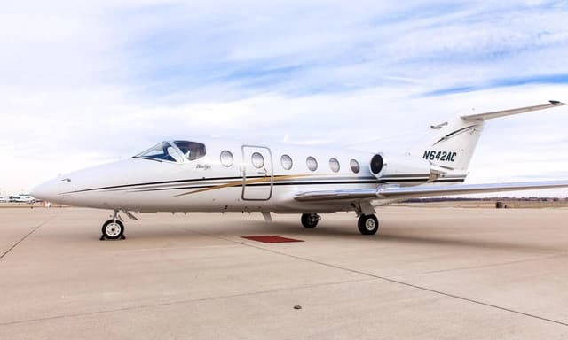 Beechjet 400A N228SB