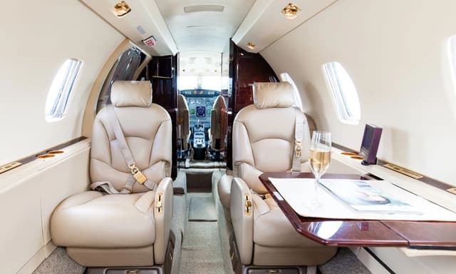 Cessna Citation Excel N817LF photo 4