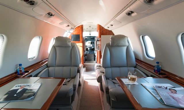 Learjet 60 N384JW photo 2