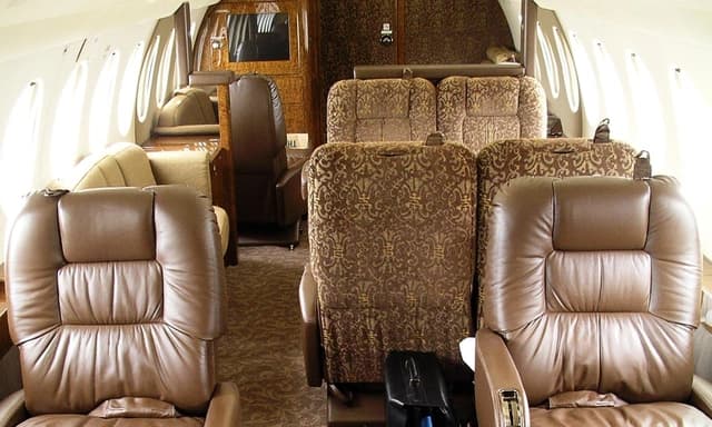 Falcon 7X N7707X photo 2