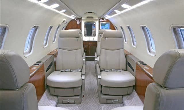 Learjet 40XR N605BX photo 5