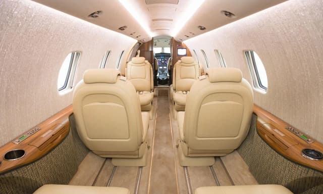 Cessna Citation XLS+ N212LT photo 2