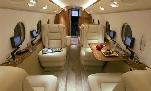 Gulfstream G150 N787BN photo 4