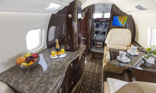 Learjet 60XR N364AR photo 6