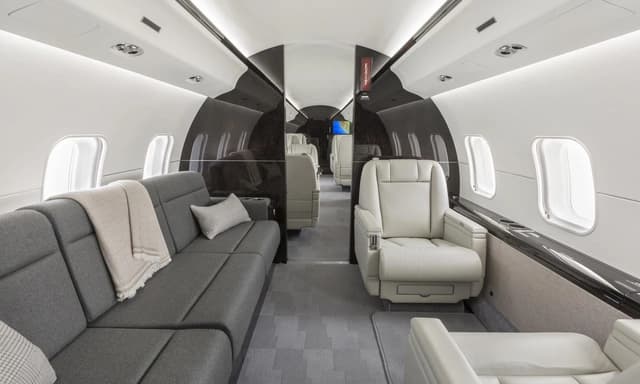 Global Express N320GX photo 3