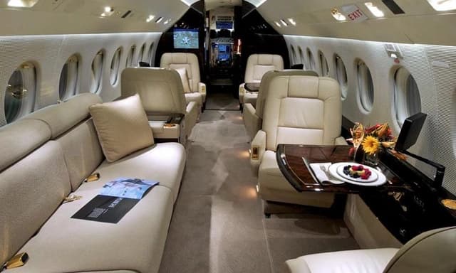 Falcon 2000EX N623RM photo 5
