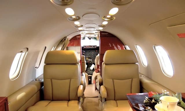 Learjet 35A N453AM photo 4