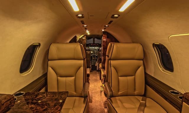 Learjet 35A N595BA photo 5