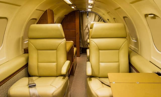 Learjet 35A N770JP photo 2