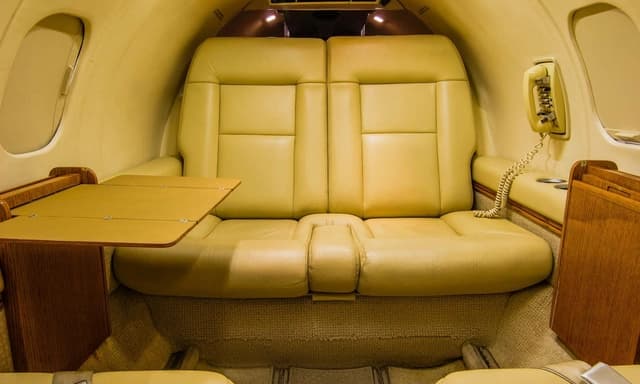 Learjet 35A N770JP photo 3