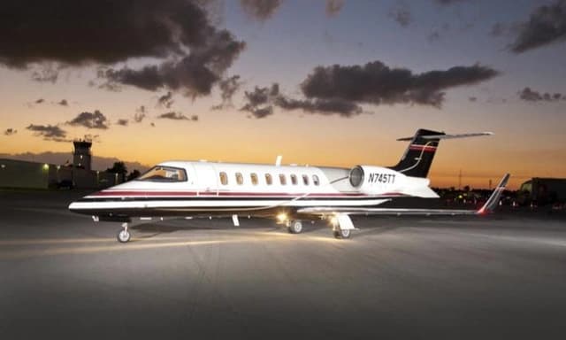 Learjet 45 N745TT