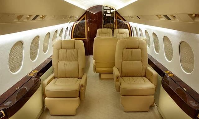 Falcon 900EX EASy N592CL photo 3
