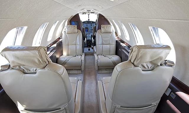 Cessna Citation CJ3 N525CR photo 4