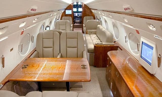 Gulfstream G450 N15TM photo 2