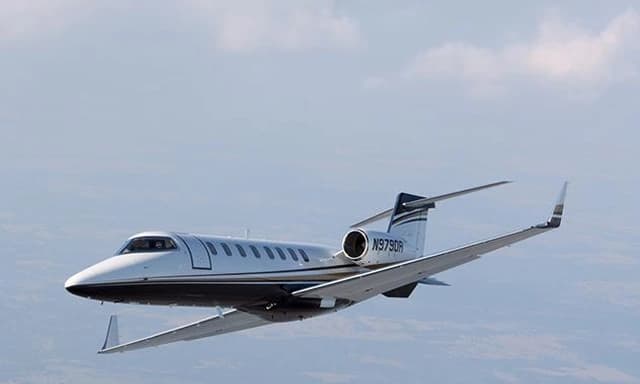 Learjet 45 N979DR