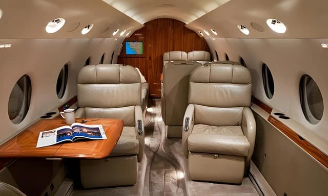 Gulfstream G200 N127EB photo 2