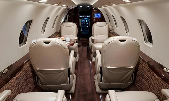 Cessna Citation XLS N560TW photo 2