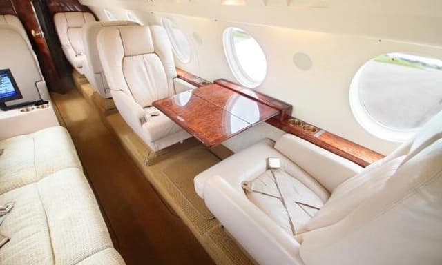 Falcon 20F N239CD photo 5
